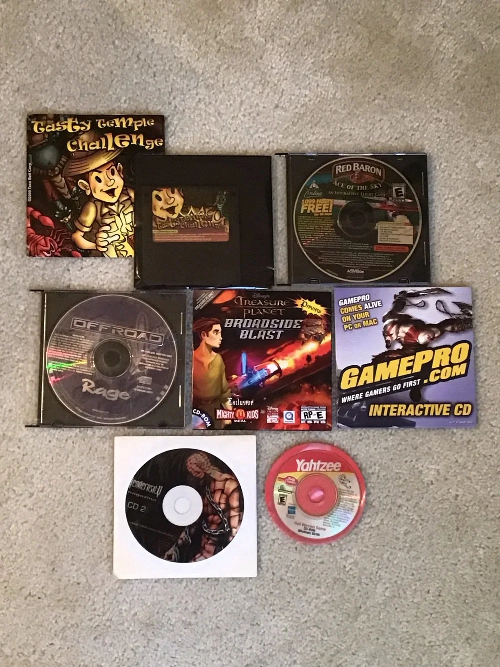 Seven PC CD-ROMs & Floppy Disc Software, Games and Guides